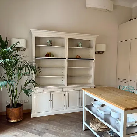 Urban Jungle 8 - Risorgimento Appartement